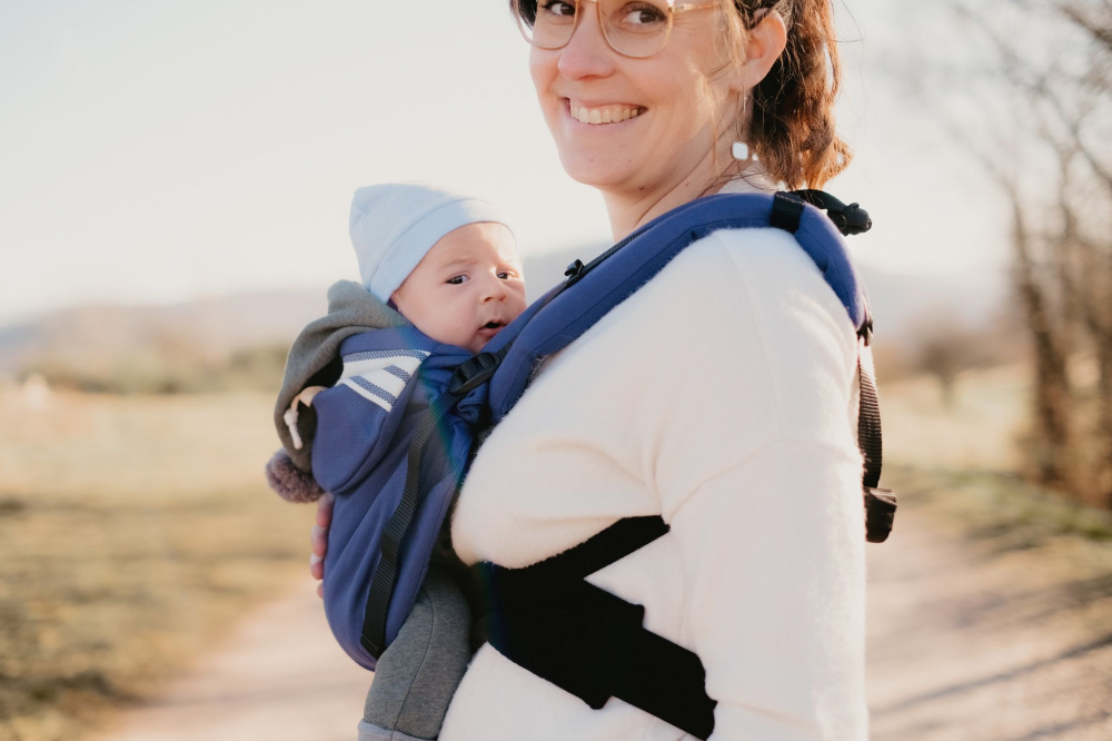 Quel porte-bébé préformé utiliser dès la naissance ? - Blog Néobulle